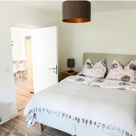 Ferienwohnung Familienglueck Тутцинг Екстериор снимка