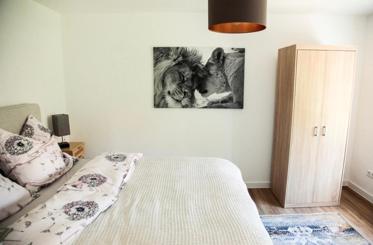 Ferienwohnung Familienglueck Тутцинг Екстериор снимка