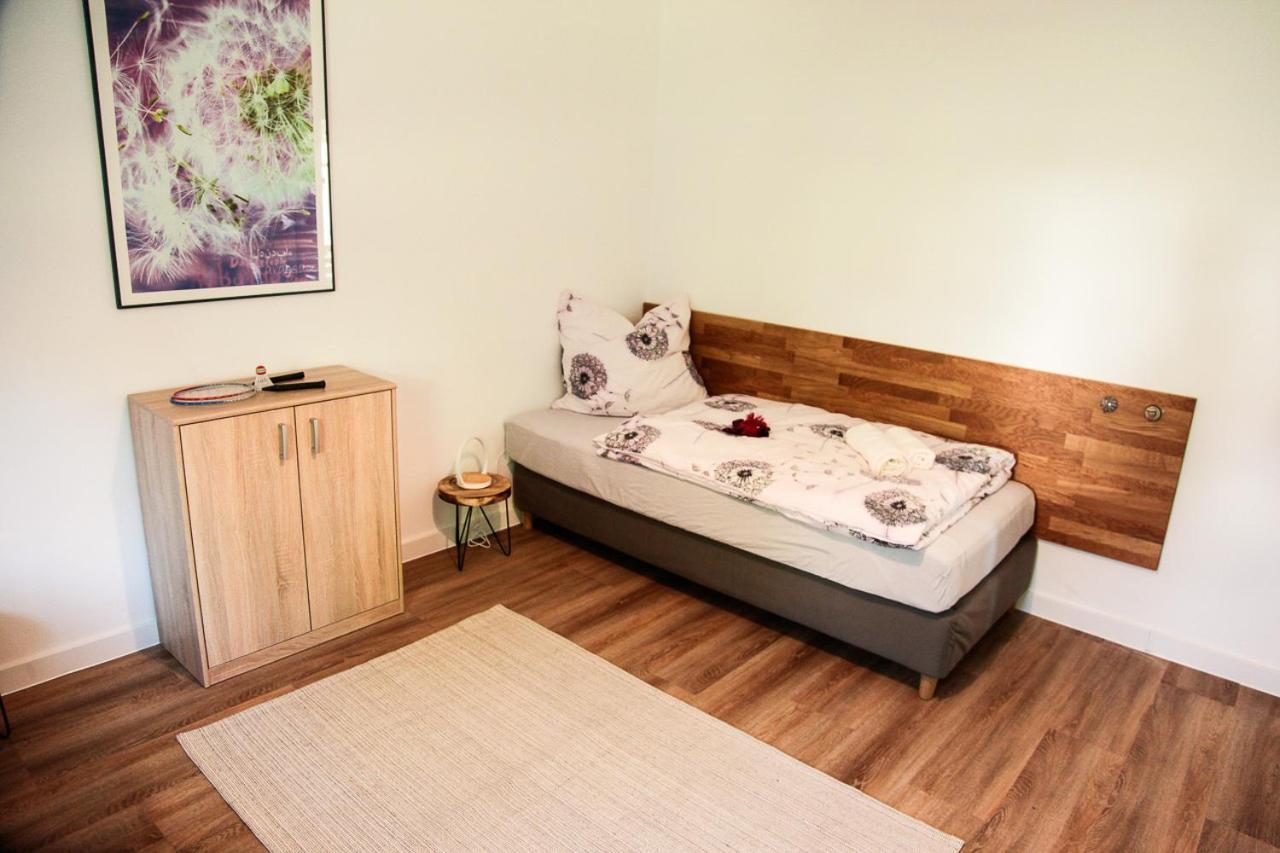 Ferienwohnung Familienglueck Тутцинг Екстериор снимка